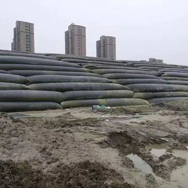 Smooth HDPE Geomembrane Manufacturer Delivers Superior Lining for Toughest Projects